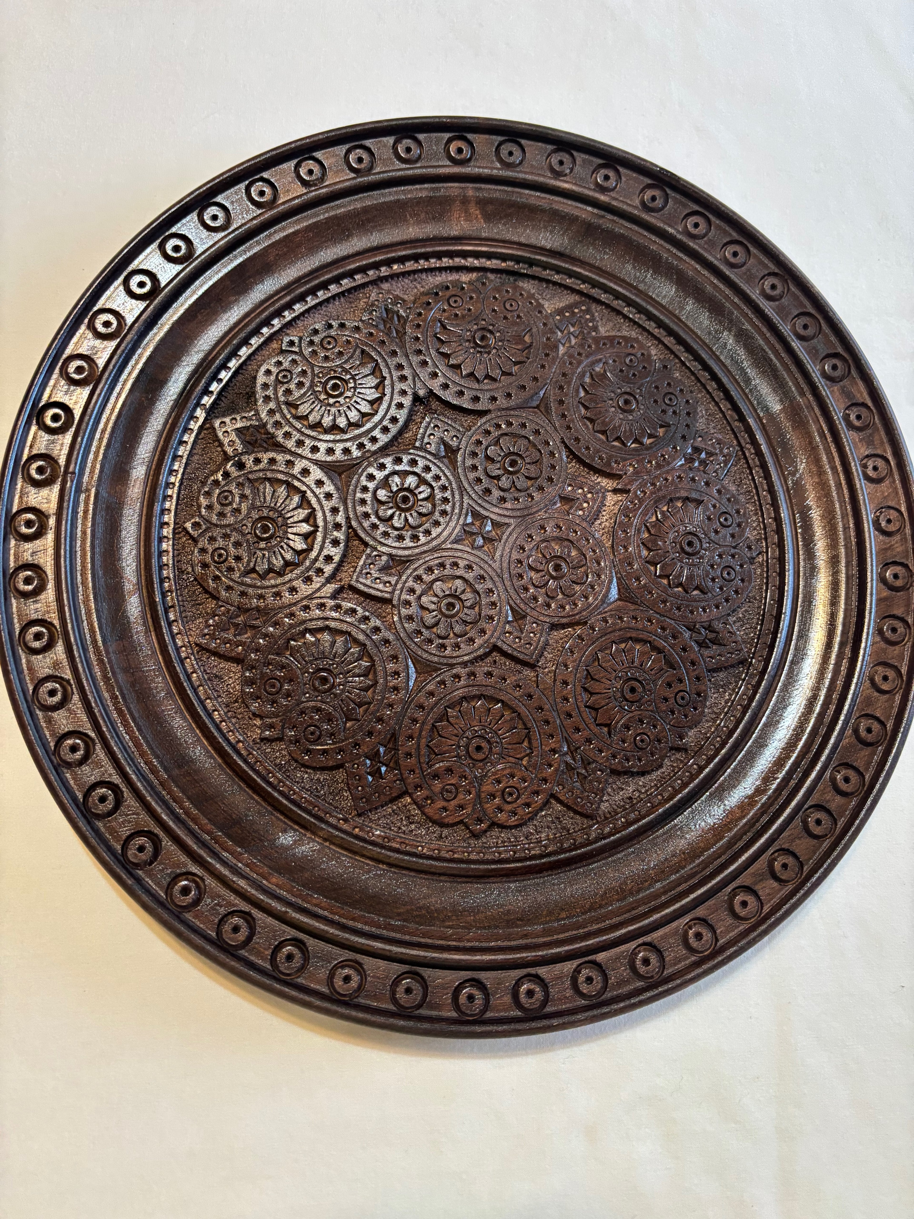 Handmade wooden carved traditional Ukrainian Plate 11.5 x 1 inches