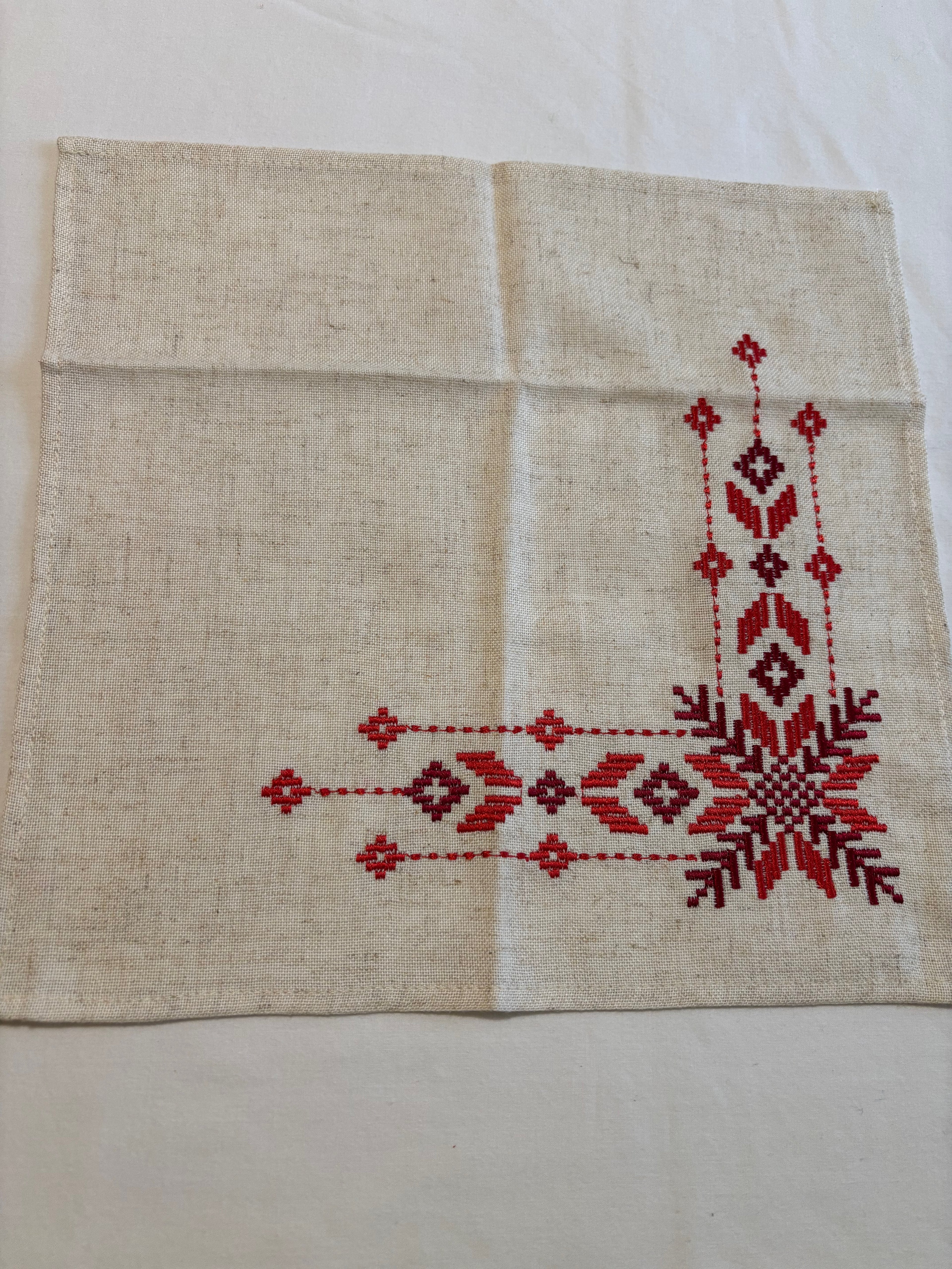 Set of 4 Ukrainian Embroidered Linen Napkins 11.2 x 11.2 inches