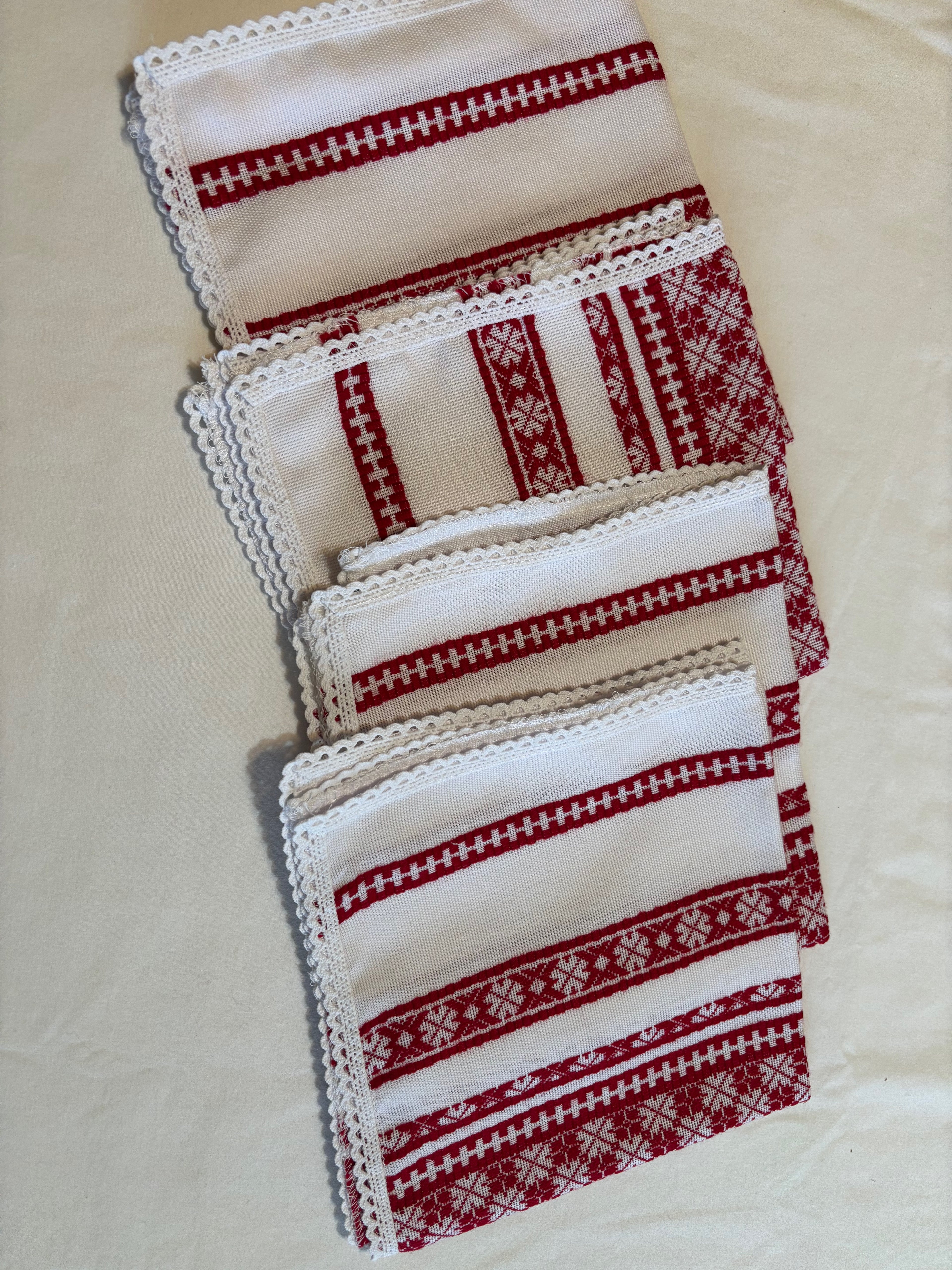 Set of 4 Ukrainian Embroidered Napkins 15 x 16 inches.